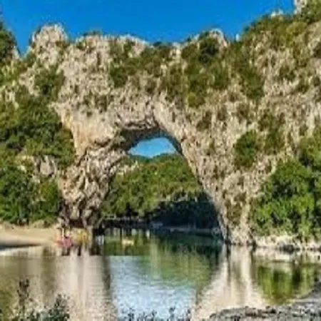 La Grange De Papy Vallon-Pont-dʼArc
