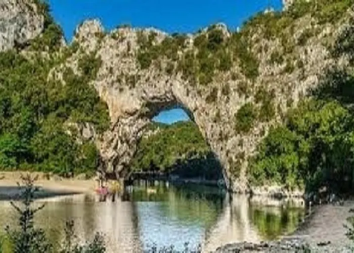 La Grange De Papy Vallon-Pont-dʼArc